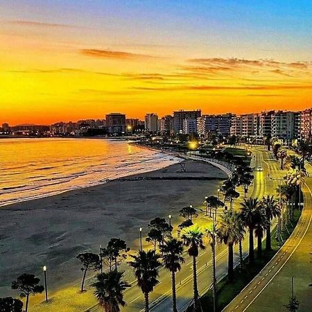 Seaside Apartment With Two Bedrooms Vlorë エクステリア 写真